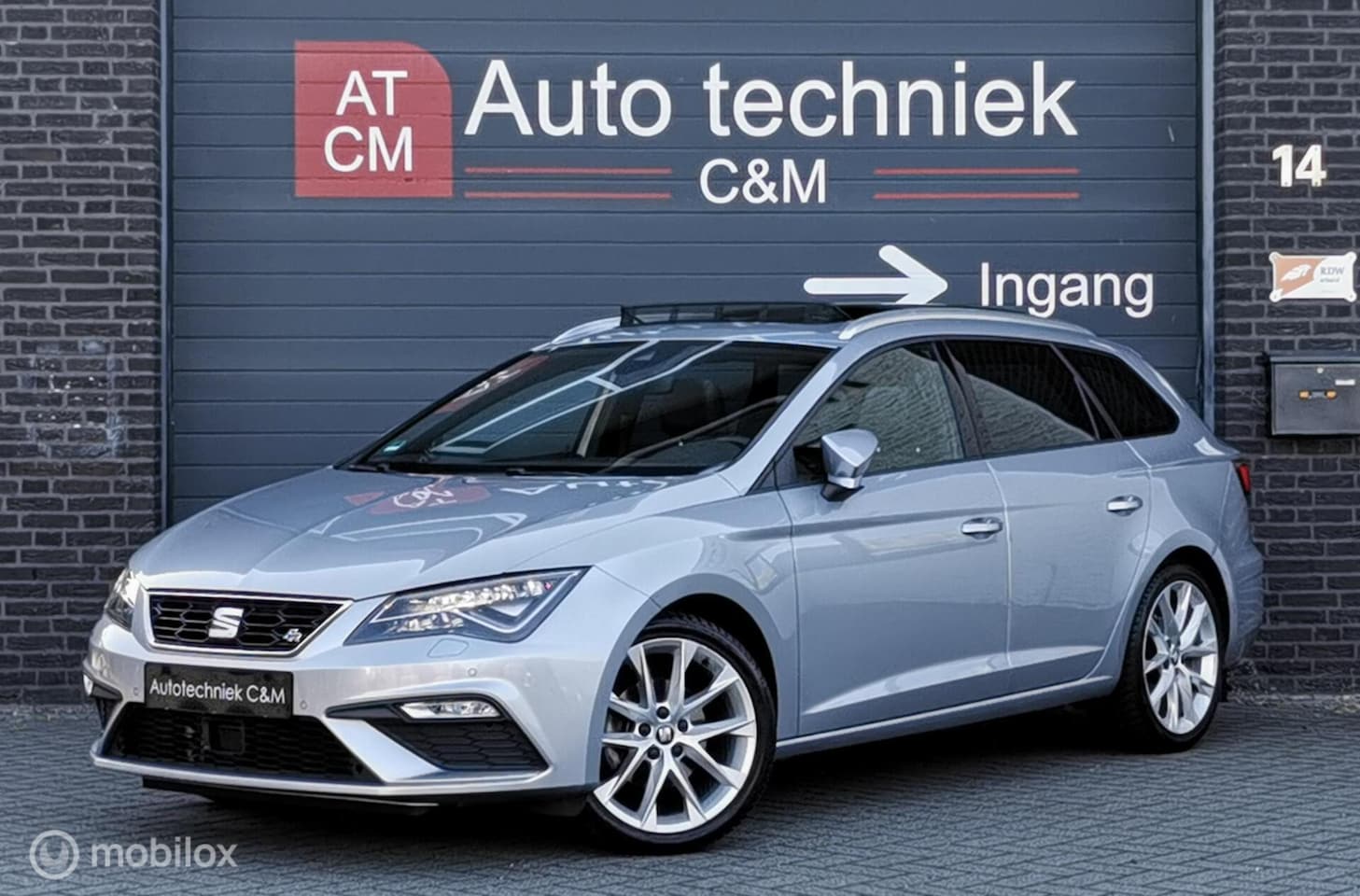 SEAT Leon ST - 1.5 TSI FR 150PK/DSG/ACC/CAMERA/VIRTUAL/PANO/DC - AutoWereld.nl