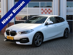 BMW 1-serie - 118i Business Edition Sport Automaat Stoelverw./Half leder Sport int/Cruise/Climate/Carpla