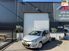 Hyundai i20 - 1.2i Business Edition AIRCO/PDC/ELEK PAKKET/NIEUWE APK