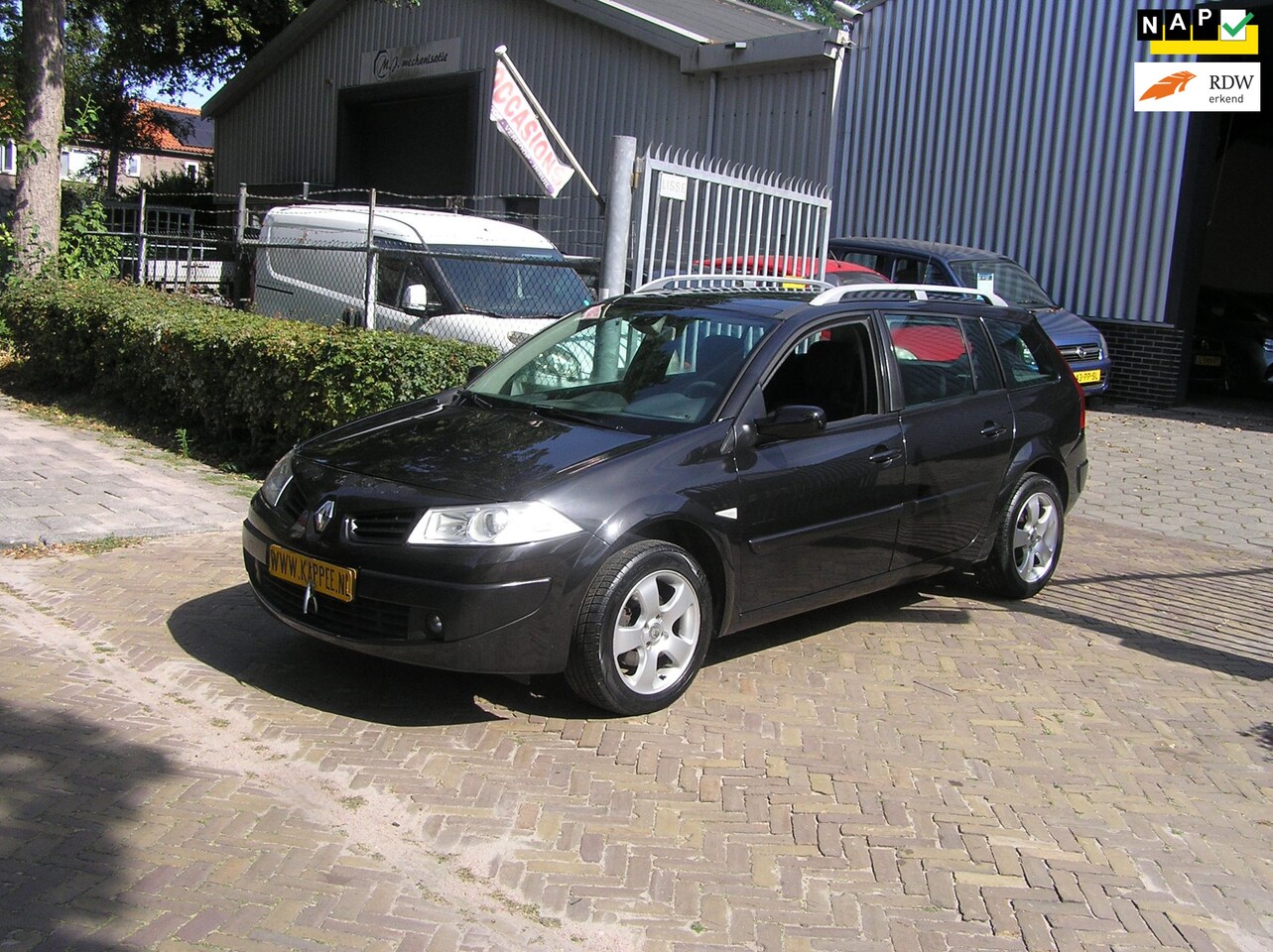 Renault Mégane Grand Tour - 1.6-16V Business Line 1.6-16V Business Line - AutoWereld.nl