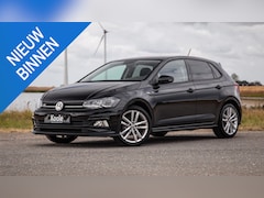 Volkswagen Polo - 1.0 TSI Highline R-LINE / CARPLAY / NAVI / ZWART / 5 DEURS