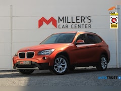 BMW X1 - sDrive18i AUT PDC V+A NAVI CARPLAY STOELVERWARMING