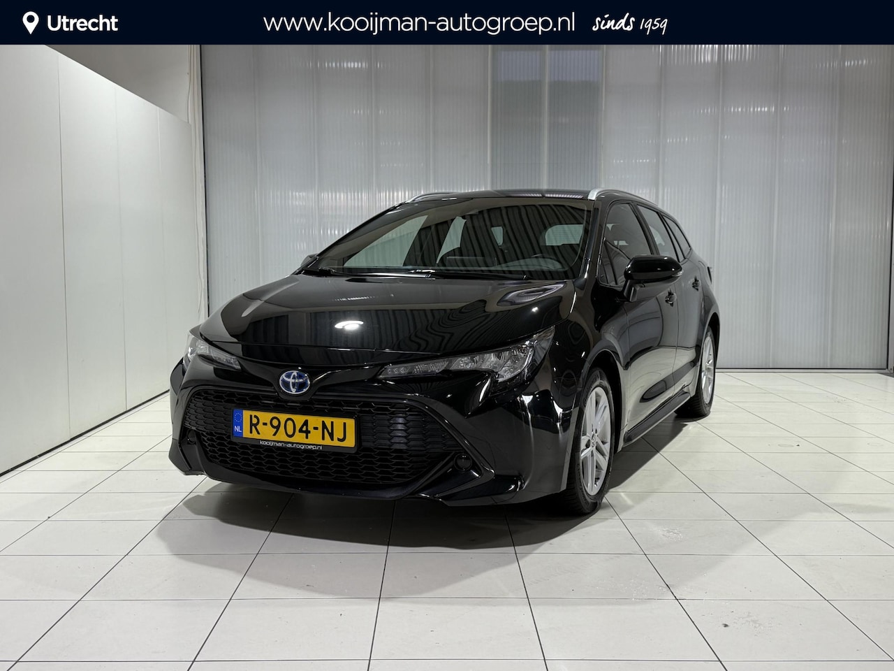 Toyota Corolla Touring Sports - 1.8 Hybrid Active Camera , Navigatie , All season banden , Apple carplay/anroid auto , BTW - AutoWereld.nl