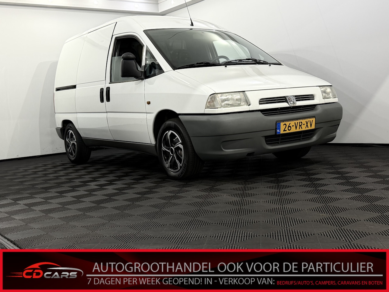 Peugeot Expert - 220C 2.0 HDI Comfort 220C 2.0 HDI Comfort - AutoWereld.nl