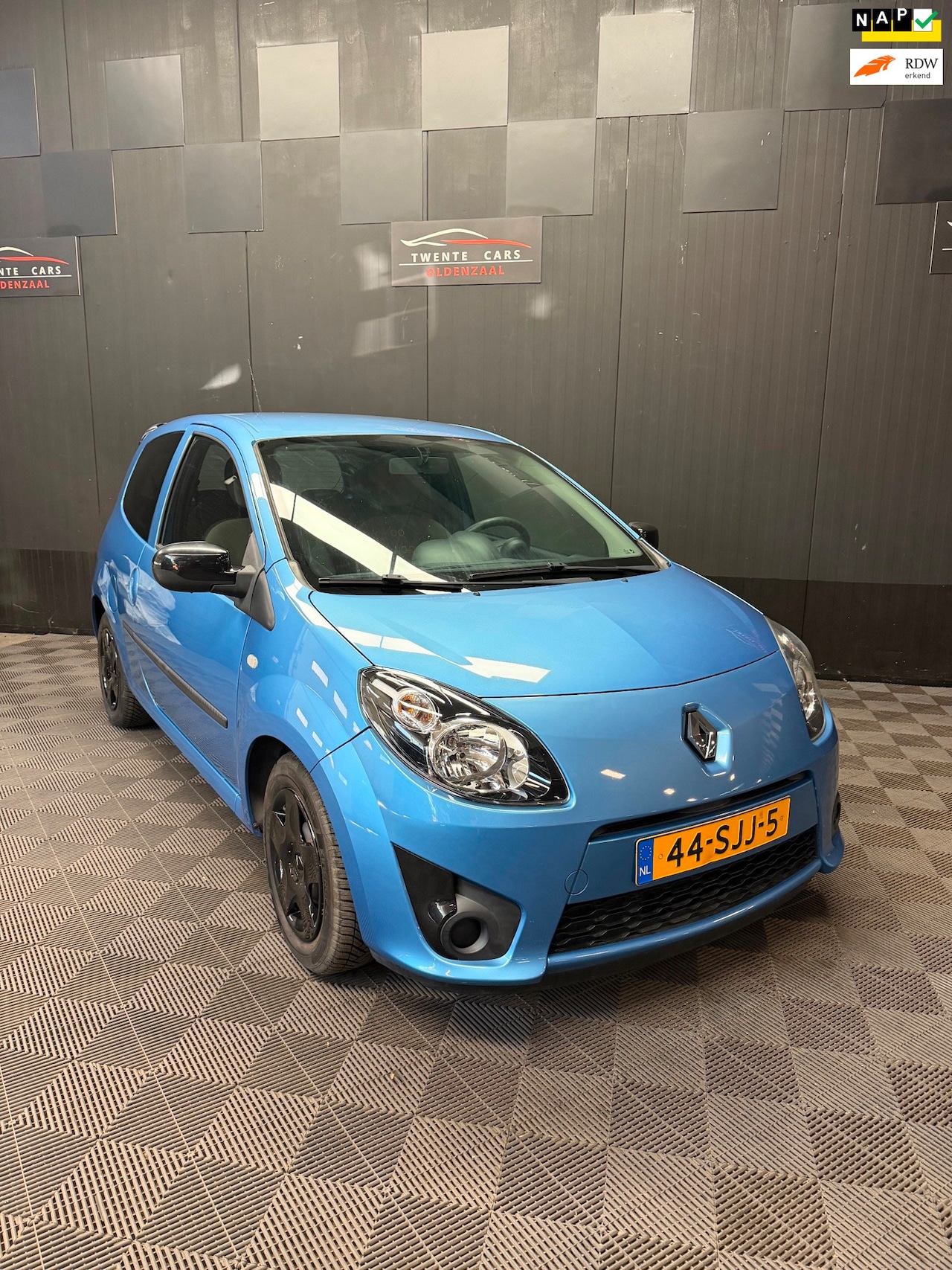 Renault Twingo - 1.2-16V Collection FaceLift | Airco | Nieuwe APK | - AutoWereld.nl