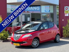 Lancia Y(psilon) - Ypsilon 0.9 TwinAir Platinum | Pano | Cruise | Airco