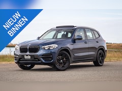 BMW X3 - xDrive30e Executive BLACK LINE / PANORAMA DAK / CARPLAY / LEER / STOELVERWARMING / CAMERA