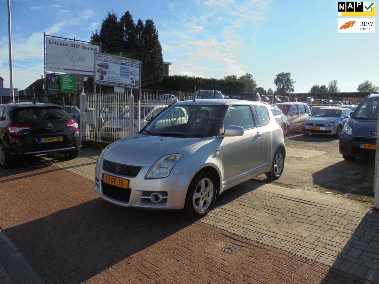 Suzuki Swift - 1.5 Exclusive 1.5 Exclusive - AutoWereld.nl