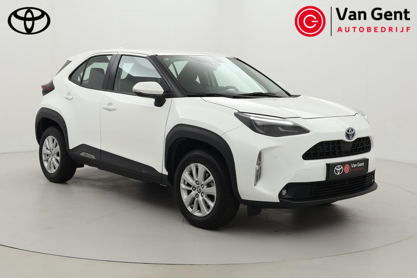Toyota Yaris Cross - 1.5 Hybrid Active | Navigatie | Keyless | Parkeersensoren voor/achter | Apple Carplay / An - AutoWereld.nl