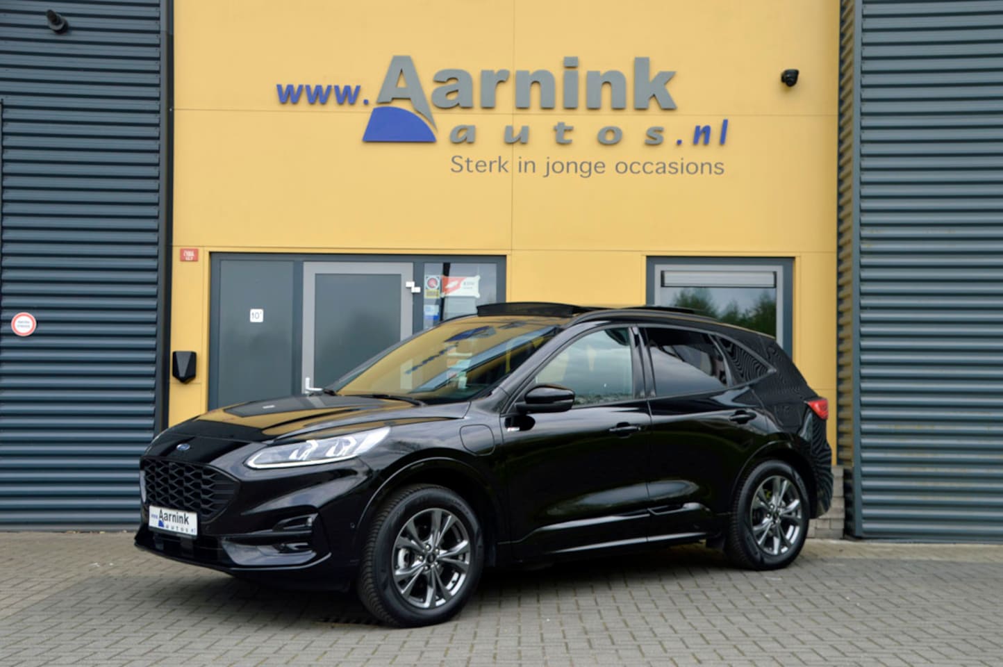 Ford Kuga - 2.5 Phev 225 pk ST-Line X pano dak, driverpack, techno pack, winterpack, trekhaak, B&O sou - AutoWereld.nl