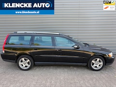 Volvo V70 - 2.4 Edition II 5-cilinder NETTE STAAT Lederen bekleding Airco Cruise ctrl Trekhaak 140PK