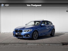 BMW 1-serie - 120i High Executive M-Sport / Panorama Dak / LED Koplampen / Harman Kardon / Stoel Verwarm