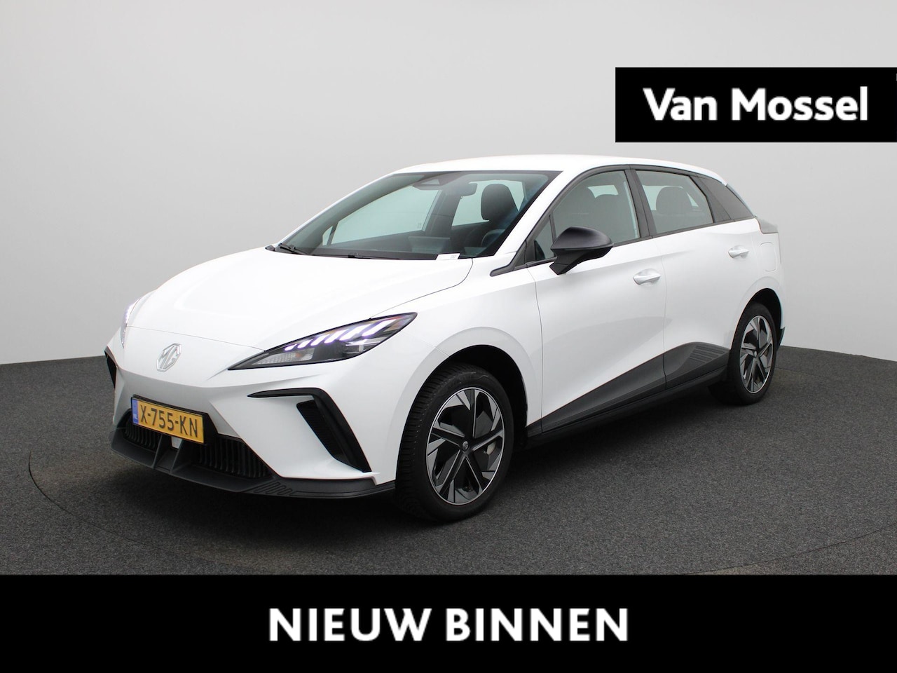 MG MG4 - Standard 51 kWh | Apple Carplay/Android Auto | Cruise Control | Parkeer Sensoren | - AutoWereld.nl
