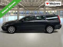 Volvo V70 - 2.4 Comfort Line Automaat, Nieuwe APK, Trekhaak
