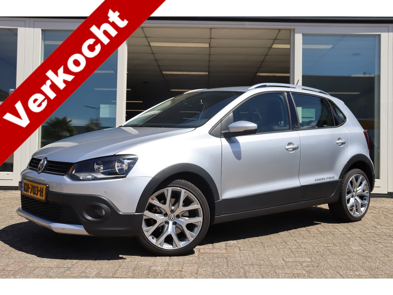 Volkswagen Polo - 1.2 TSI Cross 1.2 TSI Cross, Automaat, Climate, Cruise, Dealer ond, PDC V+A, Trekhaak, Prijs is Rijklaar - AutoWereld.nl