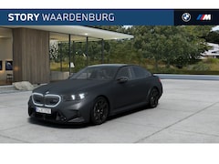 BMW M5 - Automaat / M Drive Professional / Panoramadak / Trekhaak / Bowers & Wilkins / Parking Assi