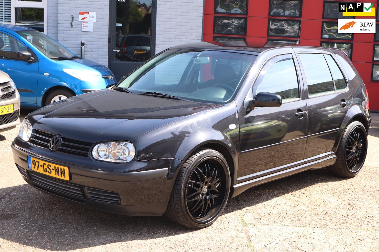 Volkswagen Golf - 2.3 V5 GTI 2.3 V5 GTI , AIRCO , 170 PK, 5 DEURS - AutoWereld.nl