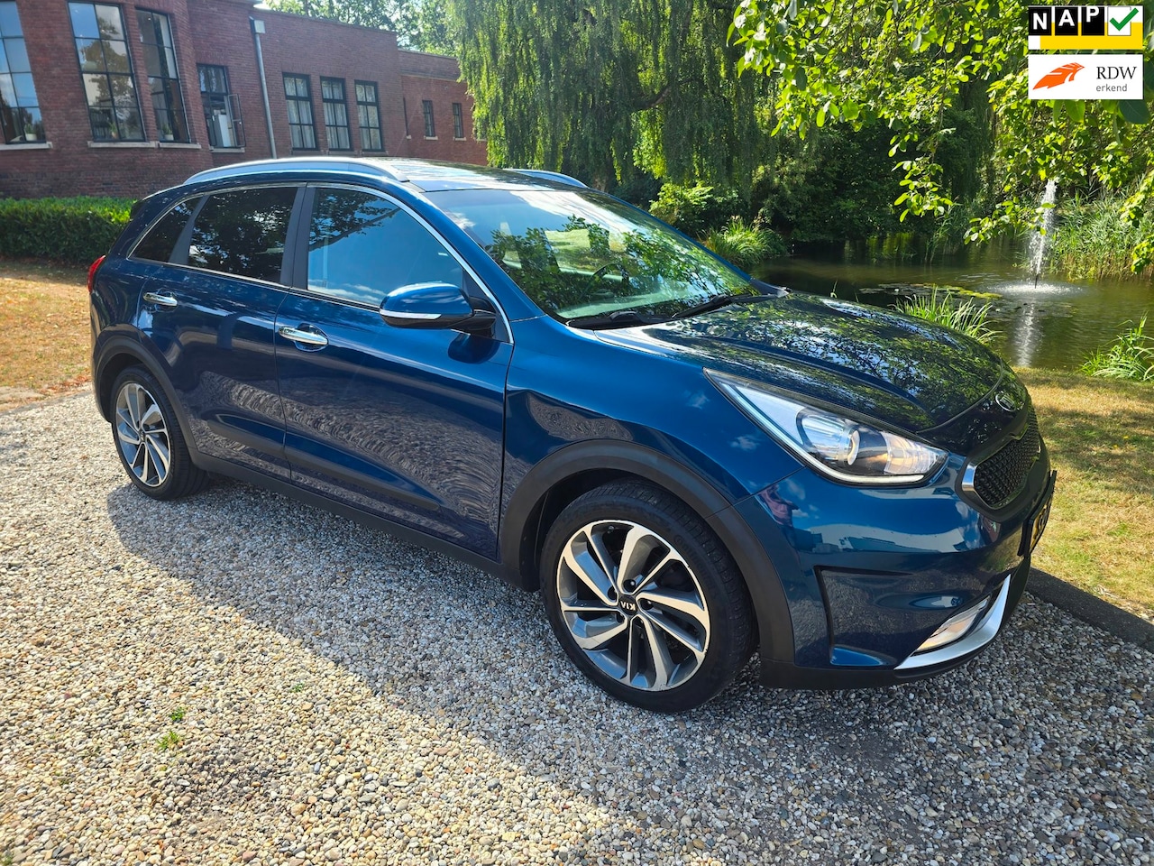 Kia Niro - 1.6 GDi Hybrid Edition Automaat,Navi, Opendak,Trekhaak - AutoWereld.nl