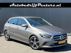 Mercedes-Benz B-klasse - B 180 Aut. Leder LED Camera MBUX Widescreen Carplay Android e.Trekhaak