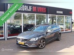 Volvo V60 - 2.4 D6 Twin Engine R-Design Opendak/Leder/Trekhaak