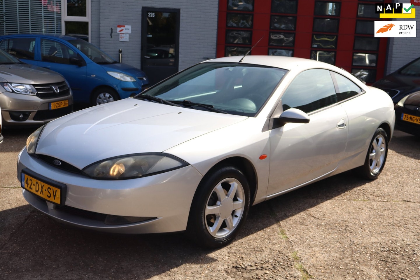 Ford Cougar - 2.0-16V Limited Edition 2.0-16V Limited Edition , AIRCO & NIEUWE APK - AutoWereld.nl