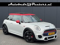 MINI Cooper - 2.0 231pk Aut. Pano JCW-stoelen HUD LED Carplay H/K NL-auto