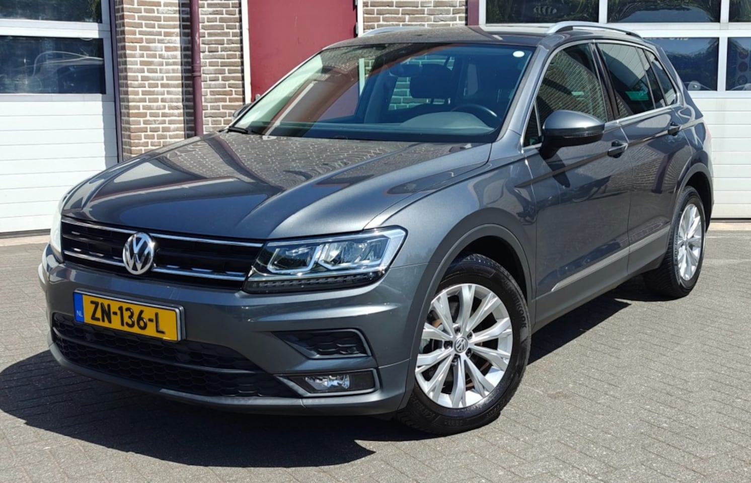 Volkswagen Tiguan - 1.5 TSI ACT Comfortline Business 1.5 TSI 150PK ACT COMFORTLINE BUSINESS - AutoWereld.nl