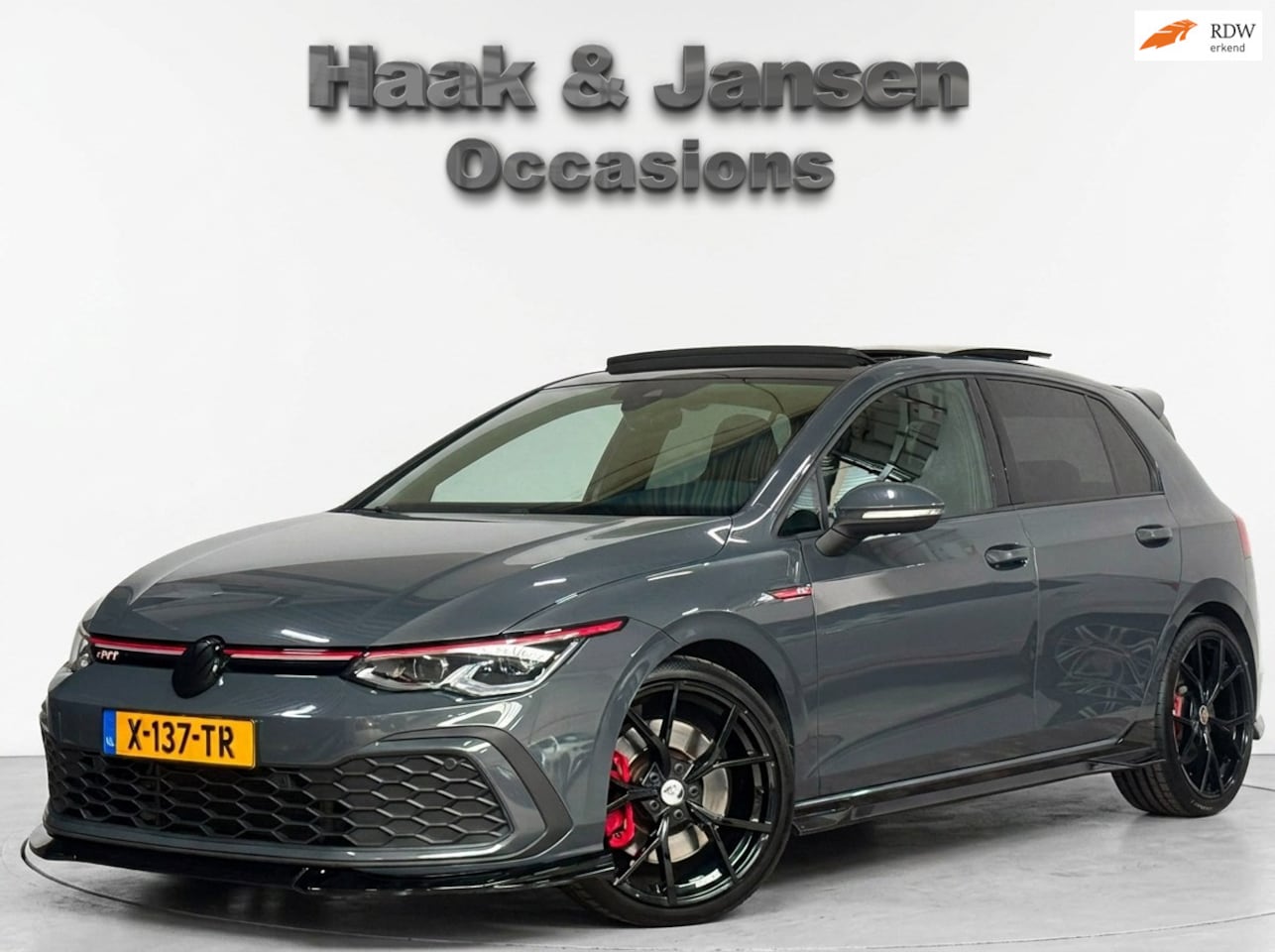 Volkswagen Golf - 2.0 TSI GTI - ACC - H&K - Pano - Lane - AutoWereld.nl