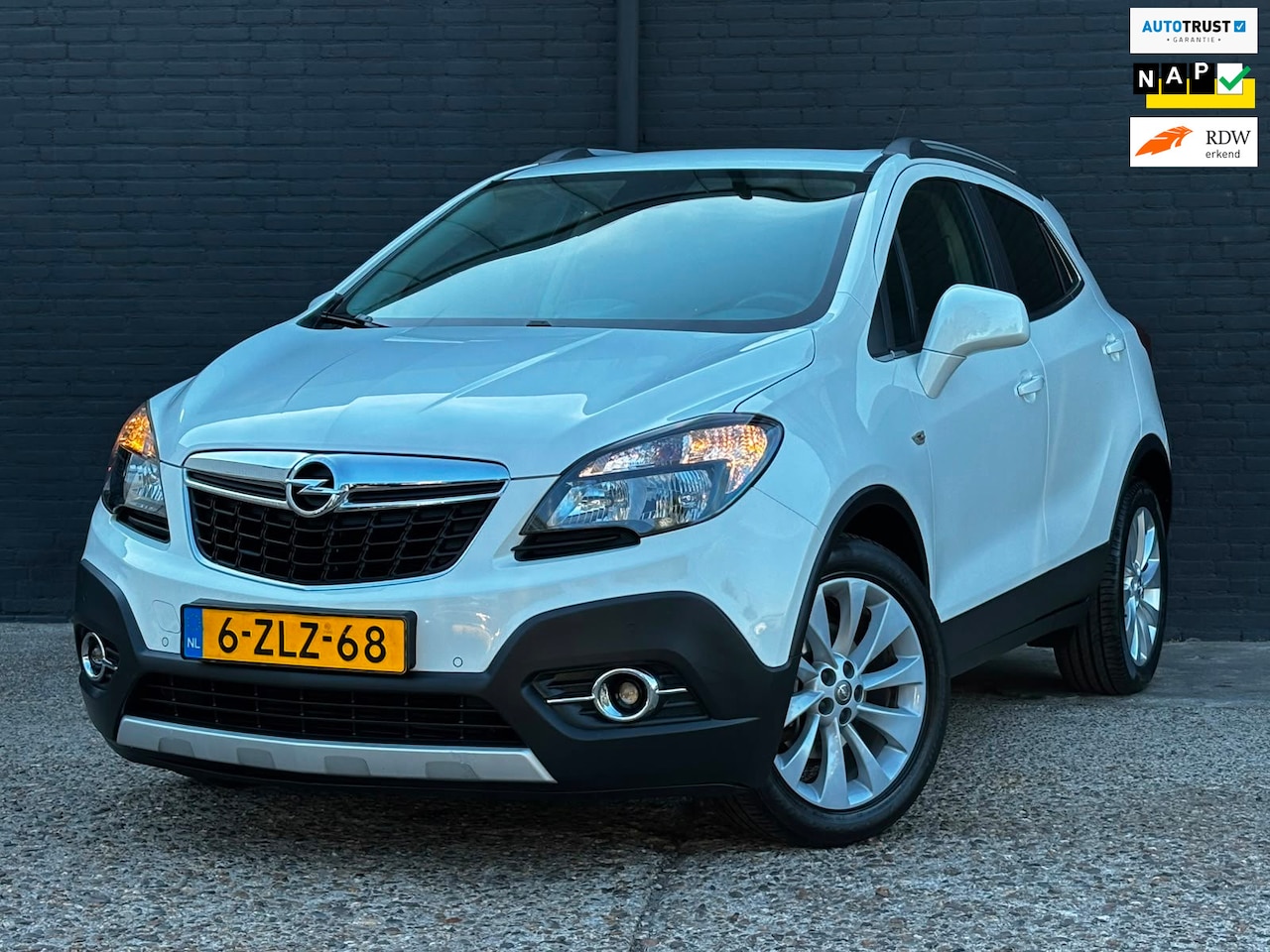 Opel Mokka - 1.4 T Cosmo PANO|LEDER|NAVI|PDC|STOELVER - AutoWereld.nl