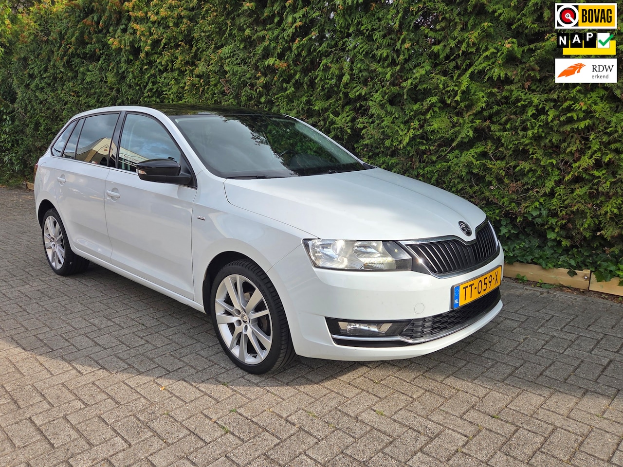 Skoda Rapid Spaceback - 1.0 TSI Greentech Clever 1.0 TSI Greentech Clever - AutoWereld.nl