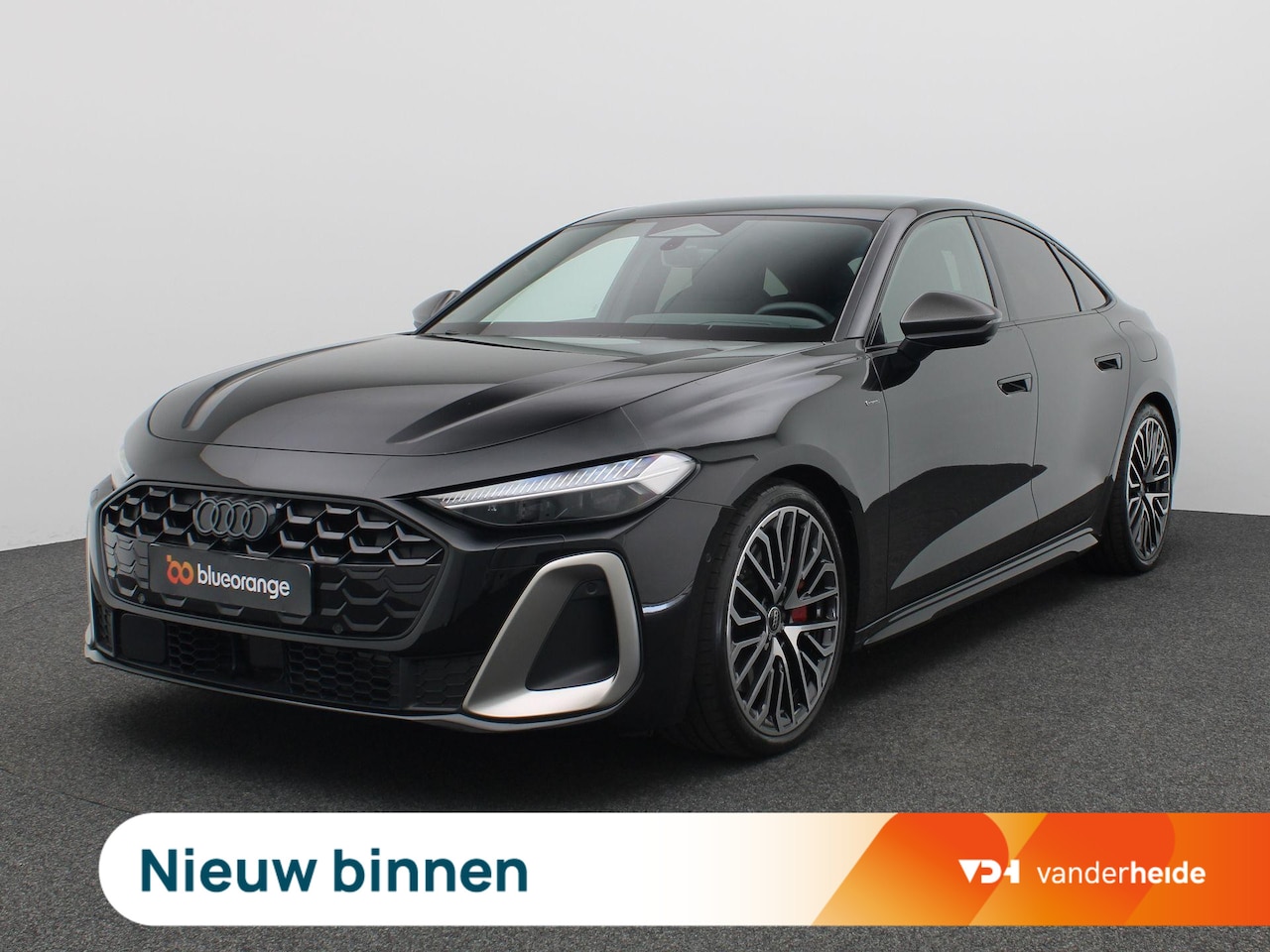 Audi A5 Limousine - 2.0 e-hybrid quattro S edition Competition 367PK Panorama-glasdak, Keyless, Stoelverwarmin - AutoWereld.nl