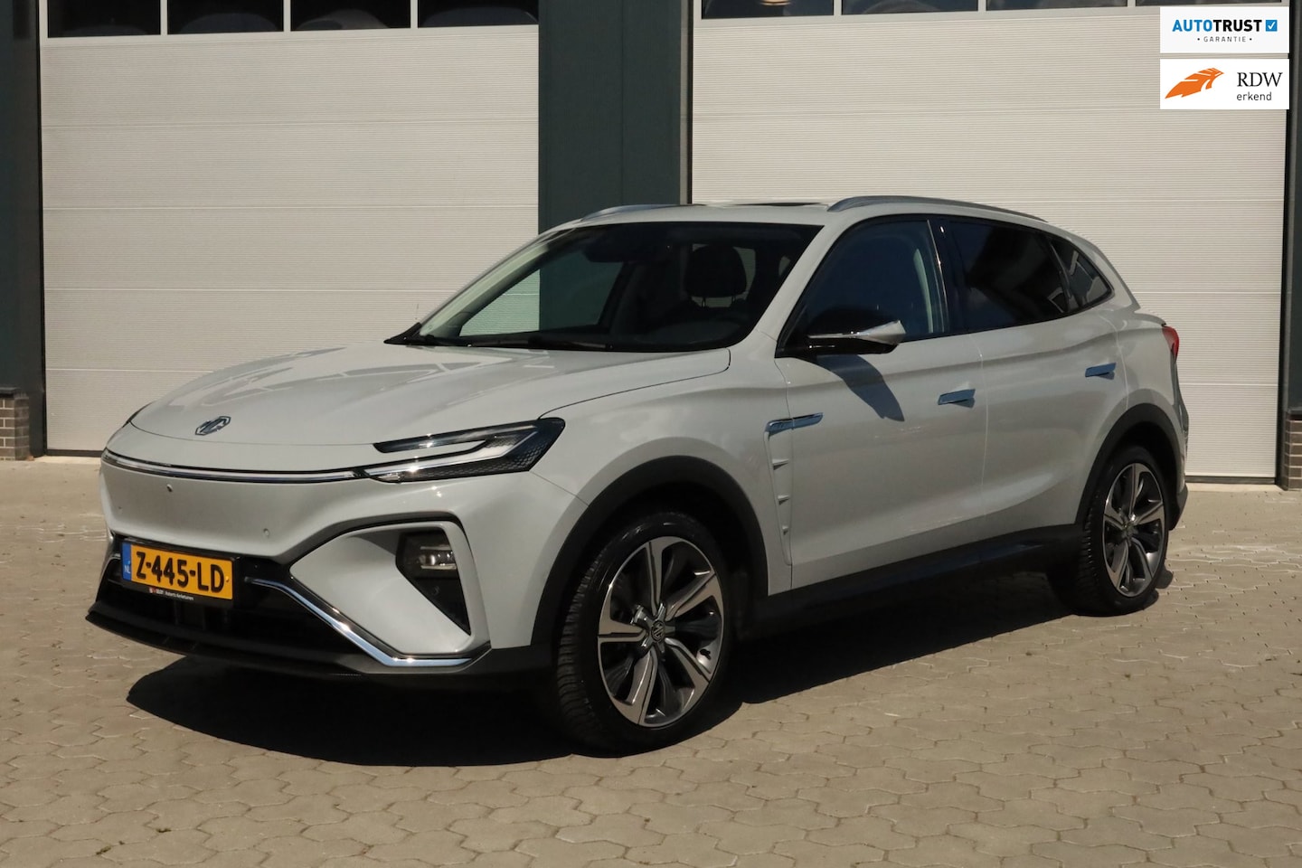 MG Marvel R - Luxury 70 kWh Pano Memory Leder Stoelkoeling - AutoWereld.nl
