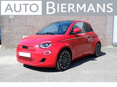 Fiat 500e - La Prima 42 kWh / INCL. 12 mnd BOVAG / JBL-Speakers / Camera