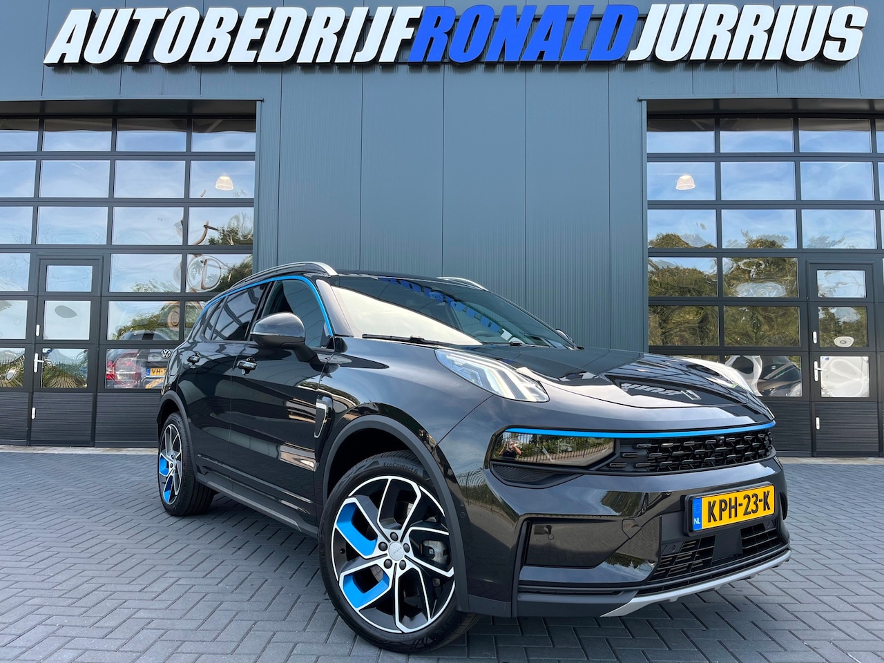 Lynk & Co 01 - 1.5 MY24 Nieuw-Model/Panoramadak/360Camera/Rolhoes/Zwarte Hemel/Carplay/1Ste Eigenaar/Deal - AutoWereld.nl