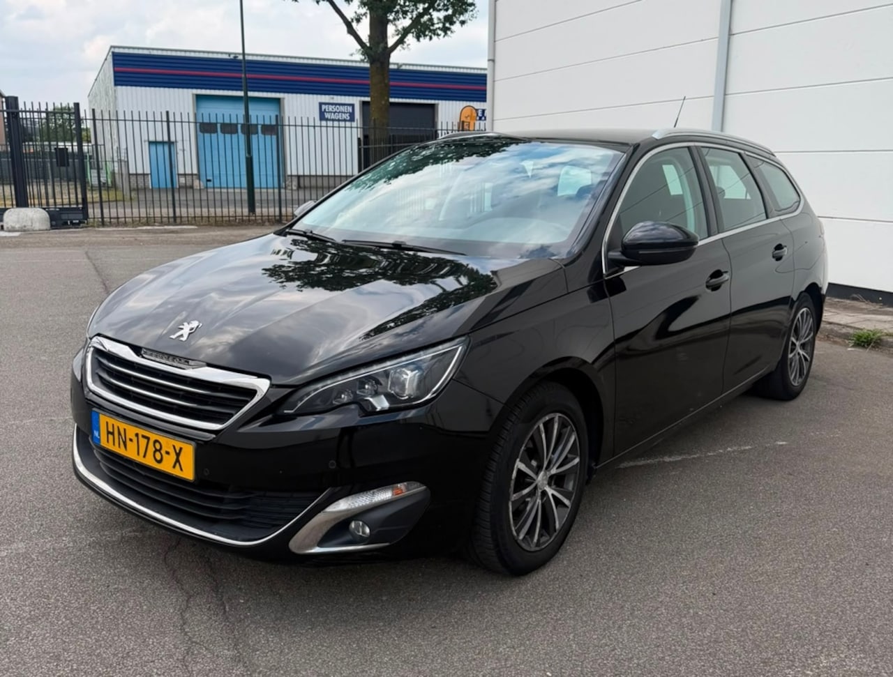 Peugeot 308 SW - 1.2 PureTech Allure Nap Airco Distributieriem Vervangen Cruise Climate Parkeersensoren - AutoWereld.nl