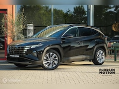 Hyundai Tucson - 1.6 T-GDI MHEV Comfort Smart | Pano | Stoelverwarming | Trekhaak | 18 Inch | Carplay | LED