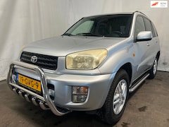 Toyota RAV4 - 1.8-16V VVT-i Luna SCHADEAUTO