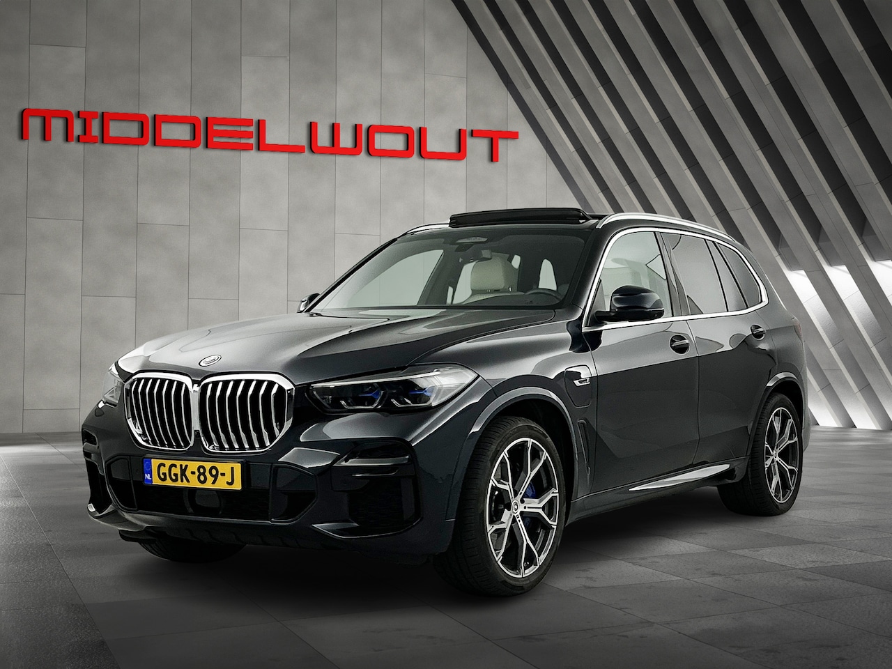 BMW X5 - xDrive45e M-Sport Pano-dak/Stoel Ventilatie/Browers&Wilkins/Luchtvering - AutoWereld.nl