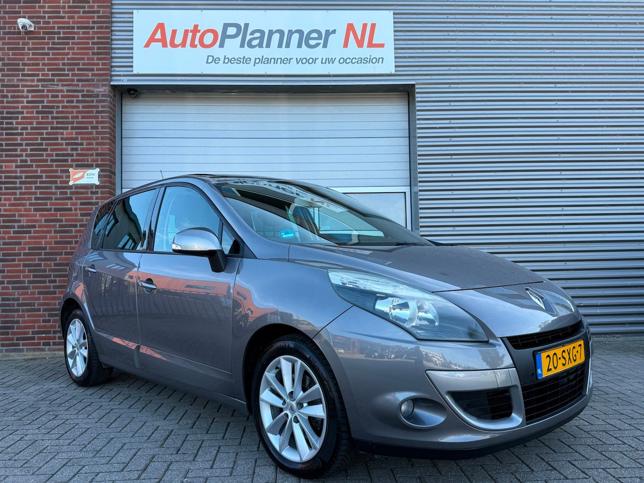 Renault Scénic - 1.6 Parisienne! Clima! Cruise! Navi! Pano! - AutoWereld.nl
