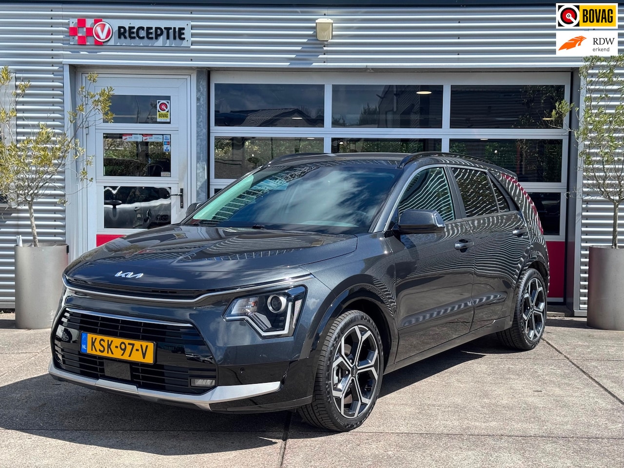 Kia Niro - 1.6 GDi Hybrid DynamicLine Adaptieve Cruise / Carplay / Navigatie / Camera - AutoWereld.nl