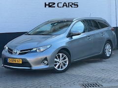 Toyota Auris Touring Sports - 1.8 Hybrid Lease+|Pano|Trekhaak|Keyless|Camera