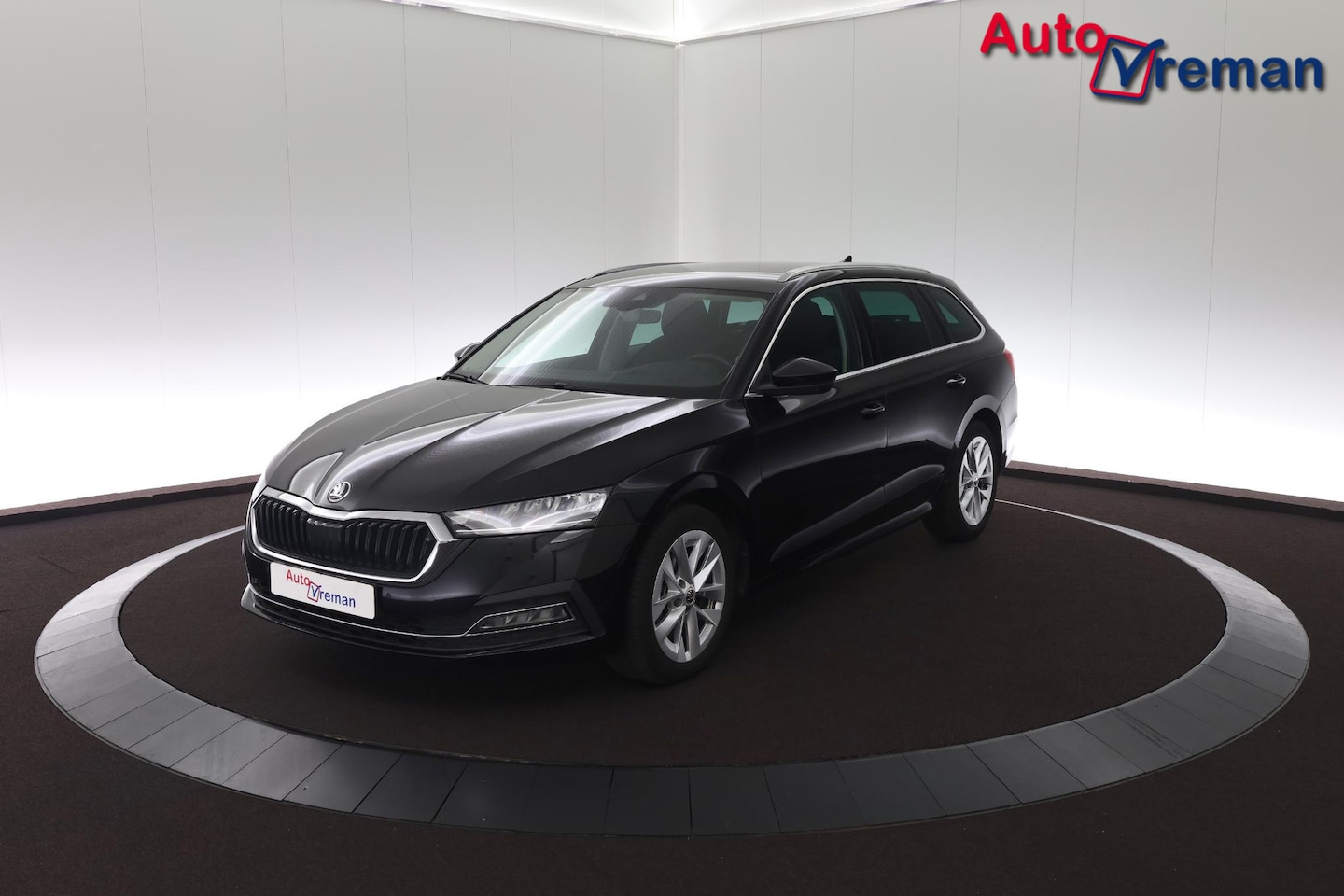 Skoda Octavia Combi - 1.5 e-TSI Business Edition Plus 1.5 e-TSI Business Edition Plus - AutoWereld.nl