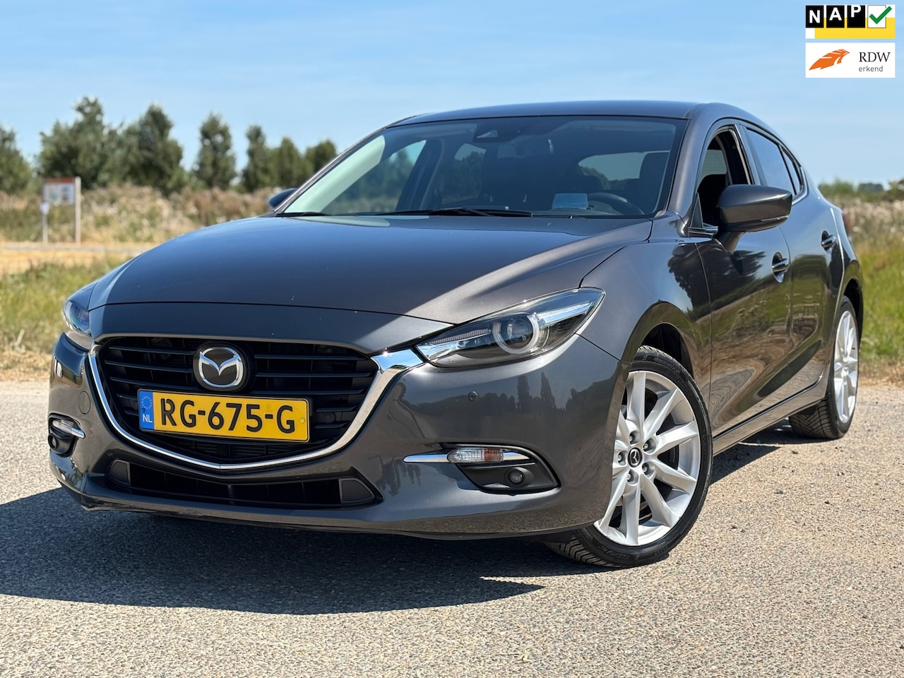Mazda 3 - 2.0 SkyActiv-G 120 GT-M/Head Up/Leder/Navi/18" - AutoWereld.nl