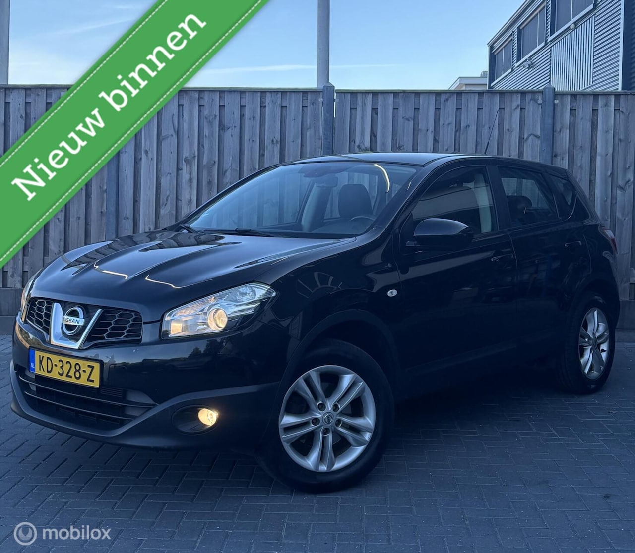 Nissan Qashqai - 1.6 Acenta/CRUISE/CAMERA/NW APK/ONDERHOUD. - AutoWereld.nl