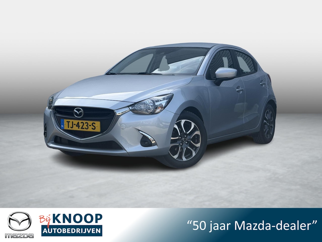 Mazda 2 - 1.5 Skyactiv-G Dynamic+ | Trekhaak | Navigatie | Parkeersensoren | - AutoWereld.nl