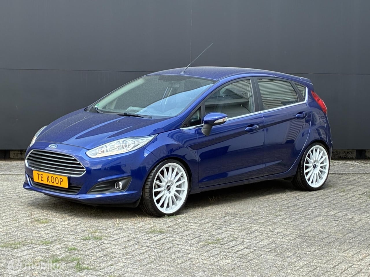 Ford Fiesta - 1.25i 5-drs Sport 18" multi-spoke wheels - AutoWereld.nl