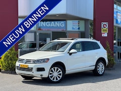 Volkswagen Touareg - 3.0 TSI Hybrid Highline | Pano | Trekhaak