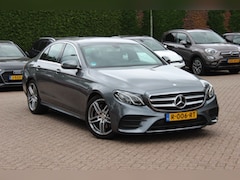 Mercedes-Benz E-klasse - 200 Ambition AMG / Dealer Onderhouden / Camera / Navigatie / Dodehoek / 19'' / Leder&Alcan