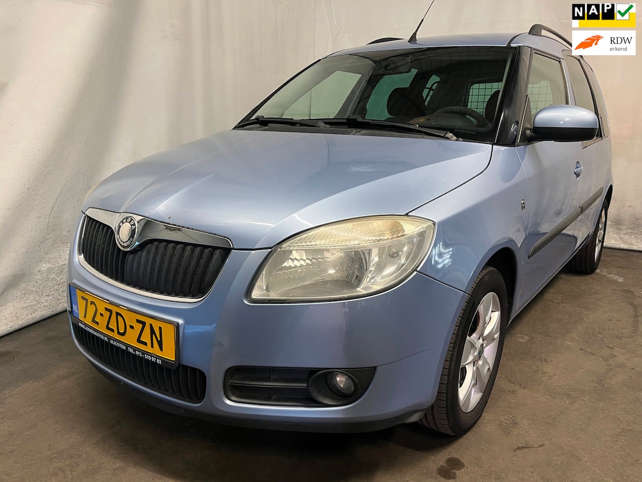 Skoda Roomster - 1.6-16V Ambiente SCHADEAUTO! - AutoWereld.nl