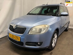 Skoda Roomster - 1.6-16V Ambiente SCHADEAUTO